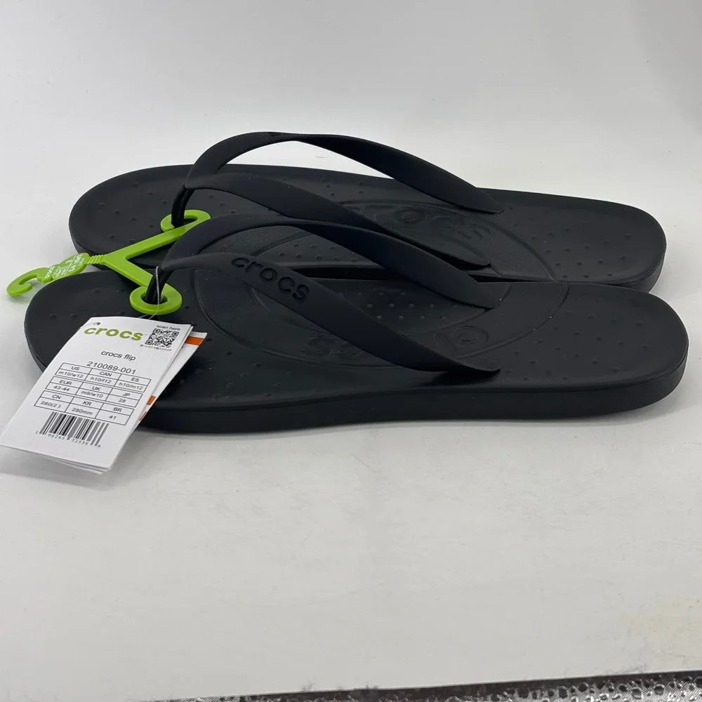 Crocs Flip Sandal Unisex Men 10 Women 12 Black 210089-001 NWT Beach Pool Summer